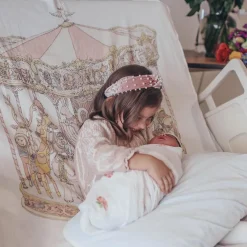 Atelier Choux Carre - Swaddle