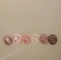 Frigg Latex 6-Pack Pacifier