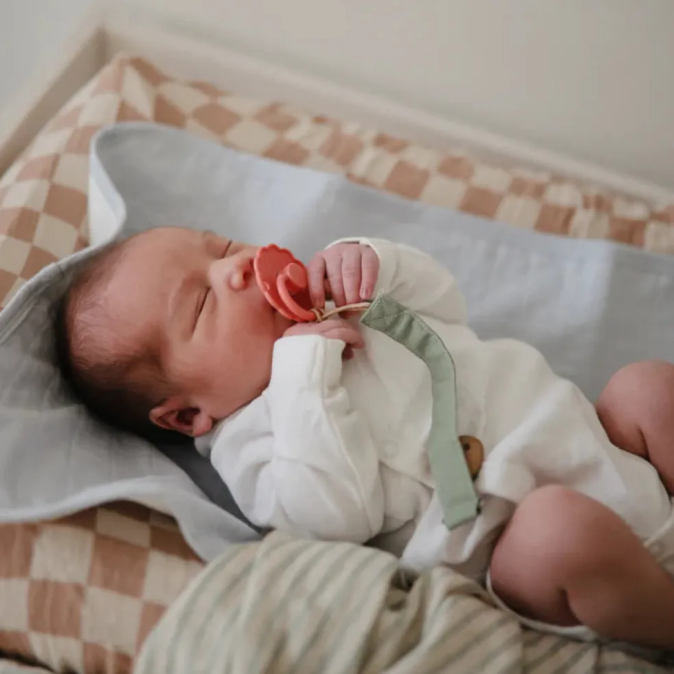 Mushie Linen Pacifier Clip 2-Pack