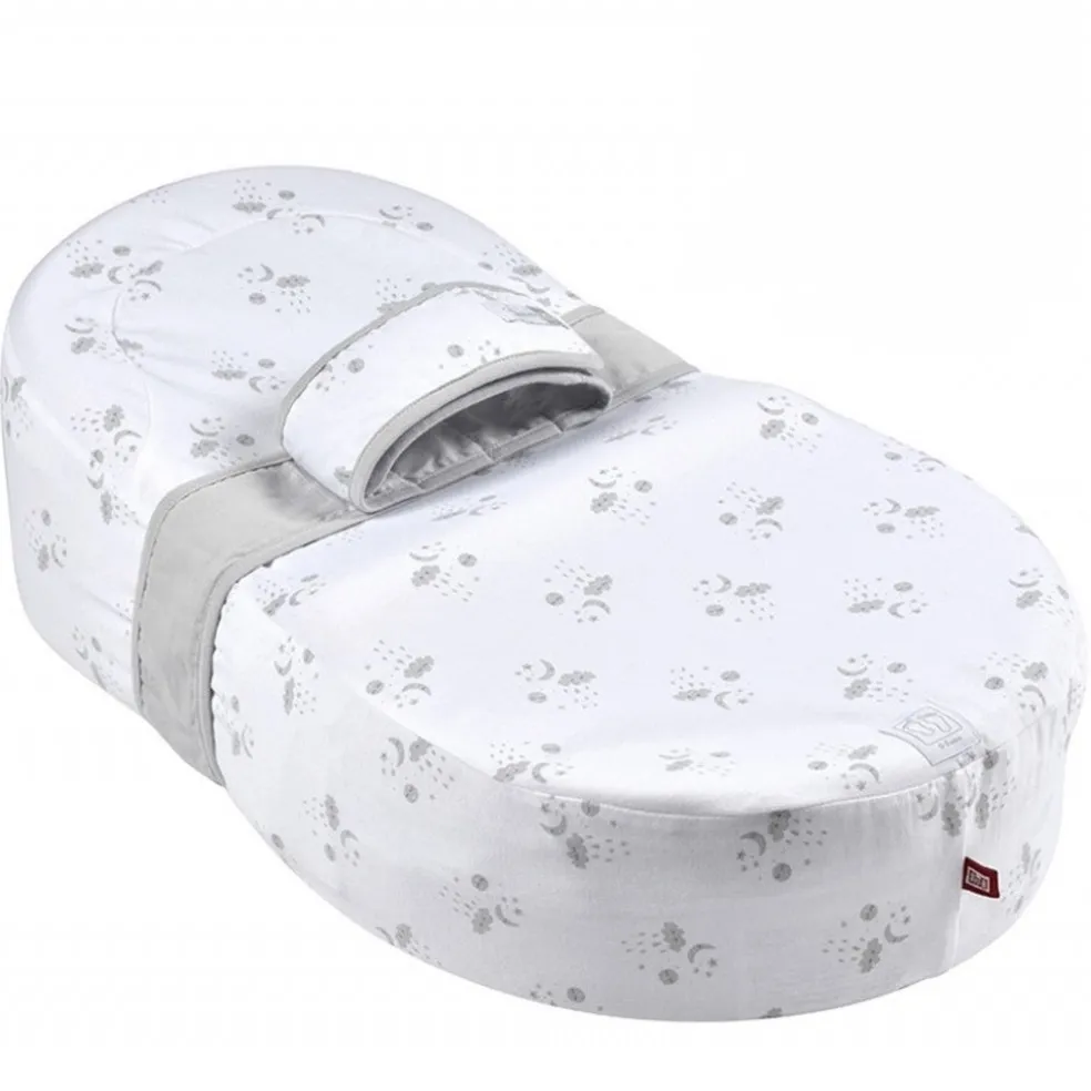 Red Castle Cocoonababy Nest with Fitted Sheet