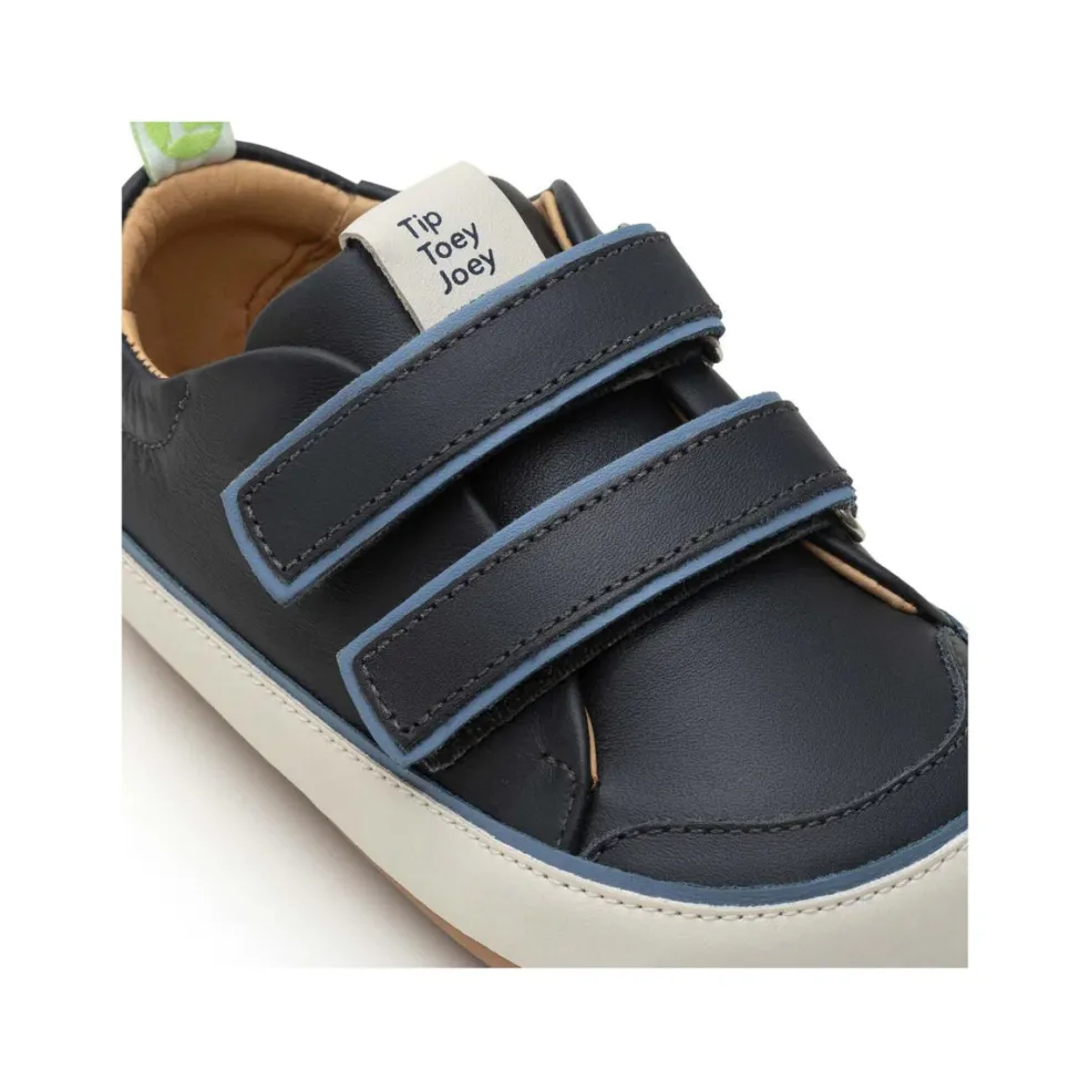 Tip Toey Joey Bossy Sneakers
